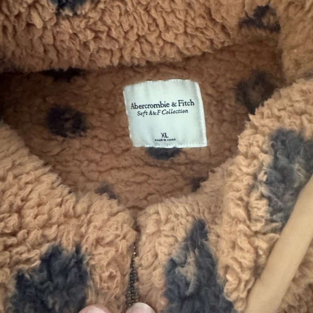 Abercrombie & Fitch Tan and Black Fleece Jacket - Picture 3 of 4